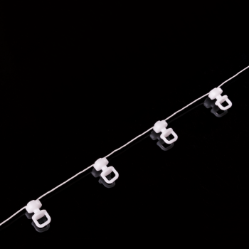 изображение бегунок белый на шнуре jn1 «волна» с шагом 60 мм для профиля отель на olexdeco.ru