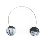 Магнит для штор «Агат» ø4,5 см для легкого и среднего веса штор с металлическим тросом 30 см (Черно-белый)